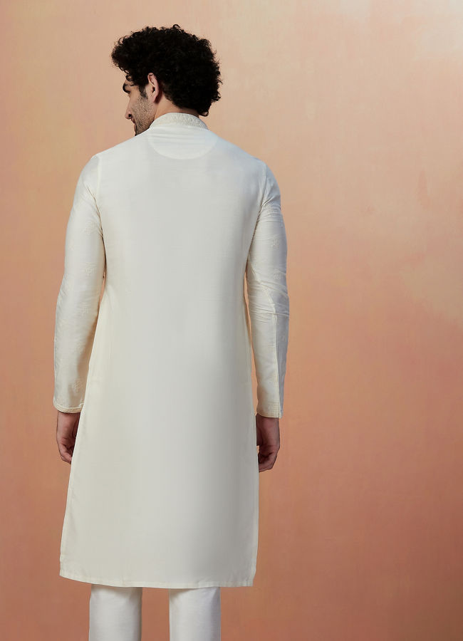 alt message - Manyavar Men White Self Design Kurta Pajama image number 4